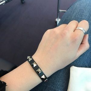 💯 valentino rockstud bracelet